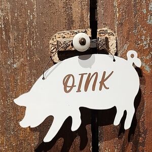 Tin Pig Sign